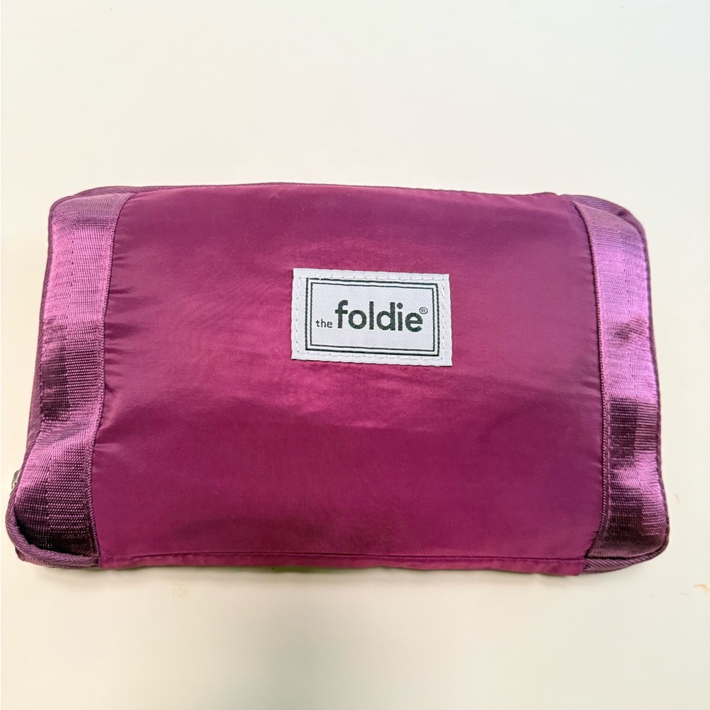 The Foldie Travel bag 40L purple